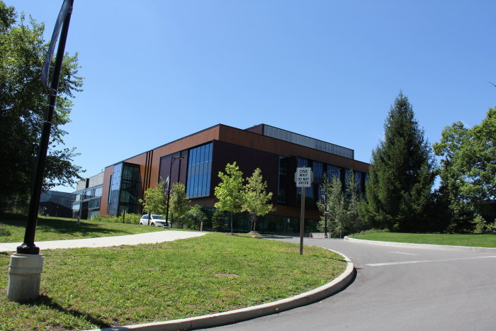 Hazel McCallion Academic Learning Centre 建筑外观